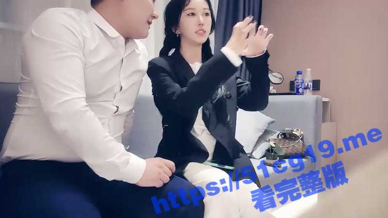 极品探花 赵总 约炮高颜值气质麻花辫外围女 高价门票舔奶撸硬女上位 抱着屁股猛操! - 51吃瓜网-51吃瓜网