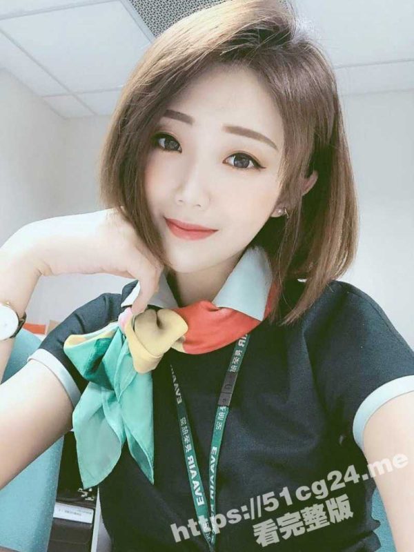 台湾泄密！EVA航空比明星还要美的空姐 Chiaro Chen 与已婚机长激情干炮 全网最全版本！-51吃瓜网