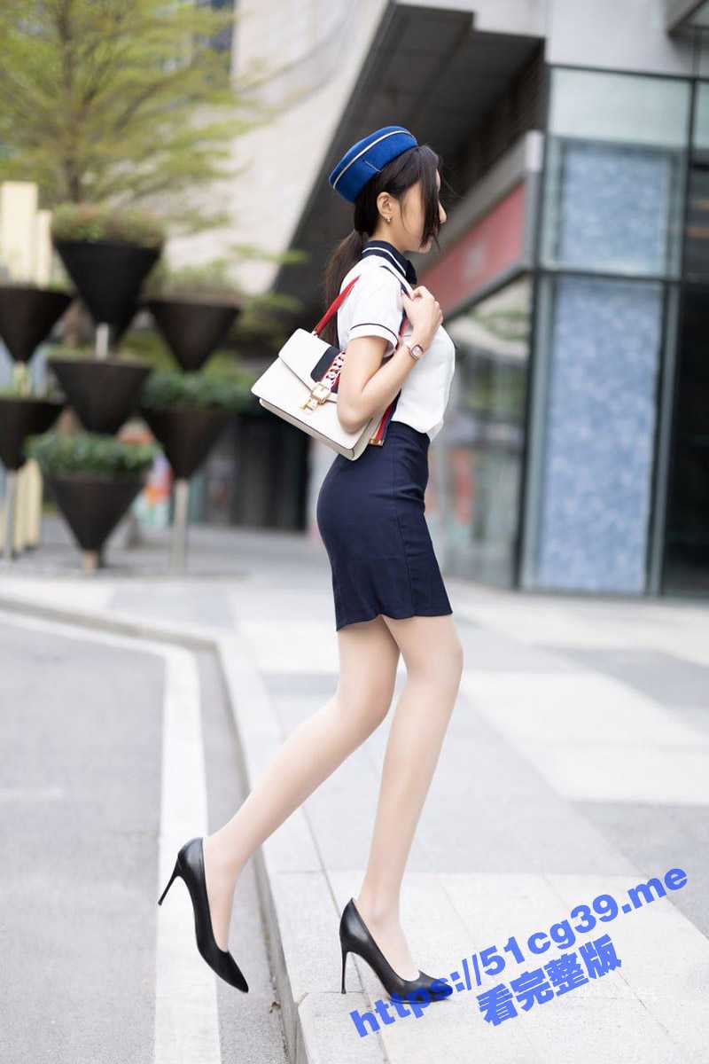 极品尤物女神 王馨瑶 大尺度私拍福利流出 诱人空姐肉丝无内真空微漏鲍 身材完美 - 51吃瓜网-51吃瓜网