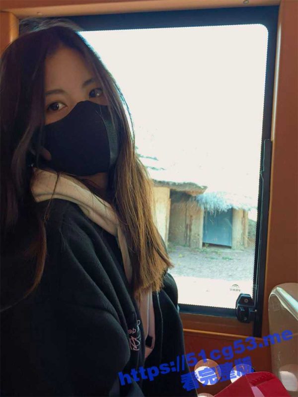 郑州极品瑜伽老师 黄思洁 颜值清纯的大长腿女神 沦为主人的骚母狗 超喜欢车震和打野炮-51吃瓜网