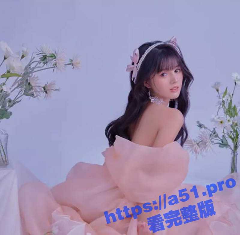 快手百万粉丝大网红 沫沫 直播时意外走光 白嫩酮体一览无余 遭粉丝录屏全网疯传 - 51吃瓜网-51吃瓜网