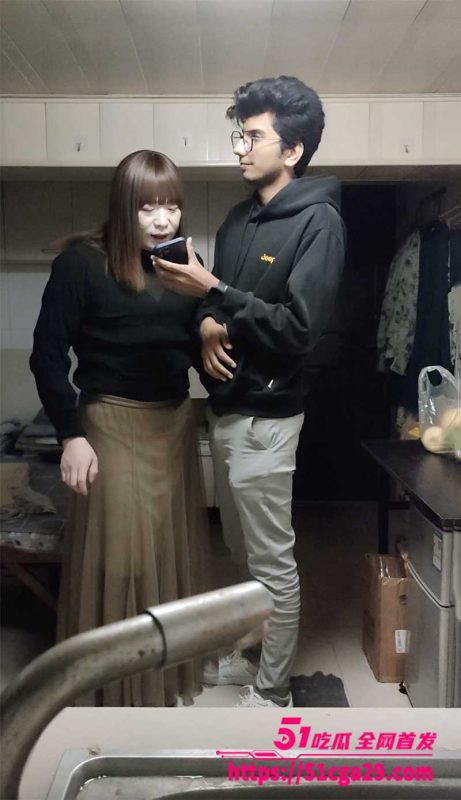 南京红姐 最意想不到的男嘉宾 外国友人 粗黑大屌令红姐爱不释手！-51吃瓜网