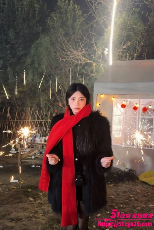 高颜值气质小网红 调教性爱视频曝光 深喉吮吸肉棒技术娴熟 被猛烈爆操肥臀 淫水喷溅!-51吃瓜网