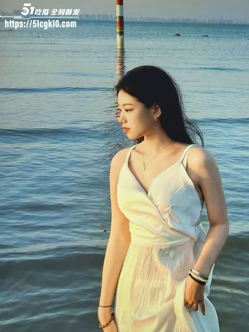 河北美术学院学生妹 刘茹 被男友调教成极品母狗 口爆吞精毒龙深喉样样精通！ - 51吃瓜网-51吃瓜网