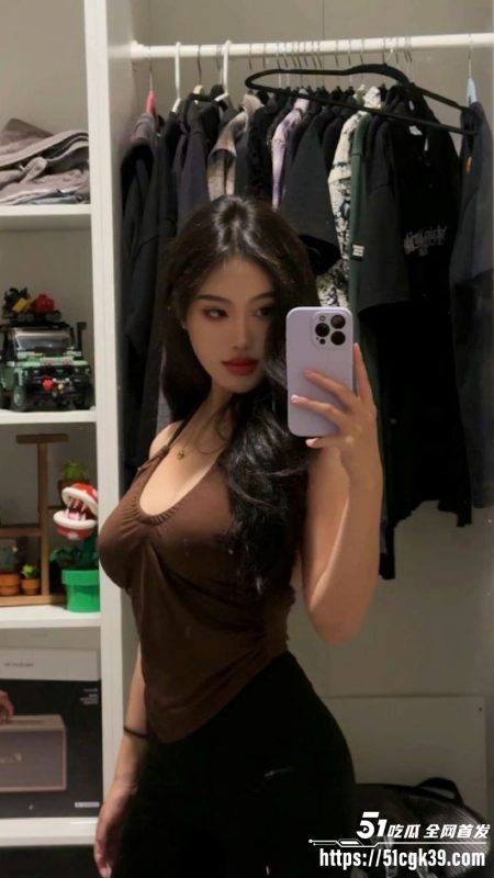 江苏艺术学院舞蹈系 刘一菲 性爱视频泄密 极品身材口活熟练 穿情趣套装被金主包养调教！-51吃瓜网