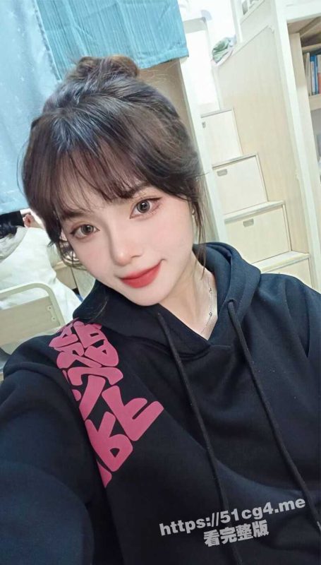 哈尔滨音乐老师 徐美卓 学生眼中的好老师 约炮同校体育老师 带回教师宿舍打炮 小穴都被操肿了-51吃瓜网