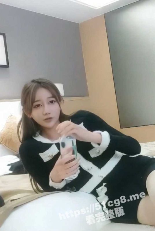 探花郎李寻欢酒店约炮 云南别克君威的车模 丝袜大长腿超性感 打炮之前先来段热舞助助兴！-51吃瓜网