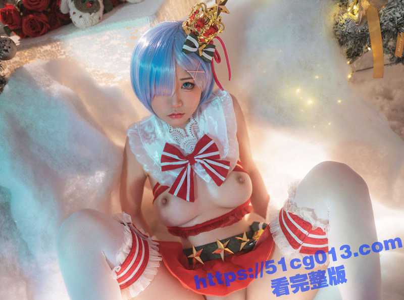 二次元超甜美少女 清纯萝莉白嫩可人 白嫩的无毛嫩穴 配上极致的骚表情 真是极尽享受啊-51吃瓜网