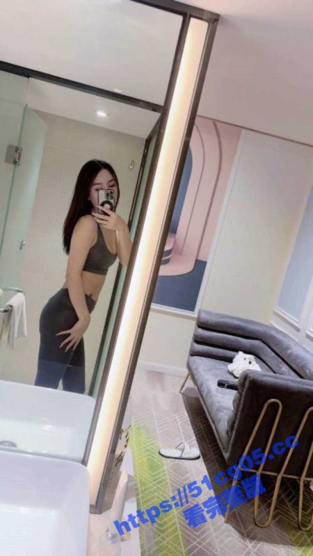 湖南长腿美女 柯柯美 兼职外围楼凤 高颜值的性感骚货招嫖视频被曝光-51吃瓜网