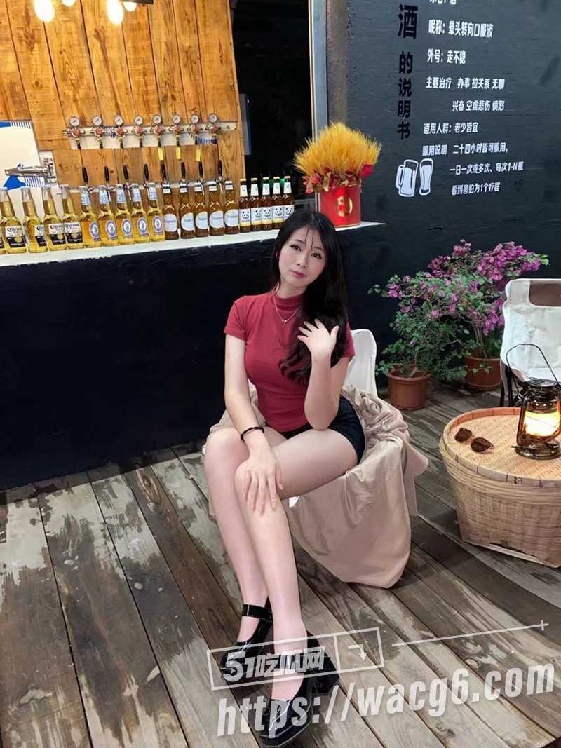 约炮小酒馆老板娘没想到这么润 床上还异常的骚 喜欢主动骑乘 看来是太久没得到滋润了！ - 51吃瓜网-51吃瓜网
