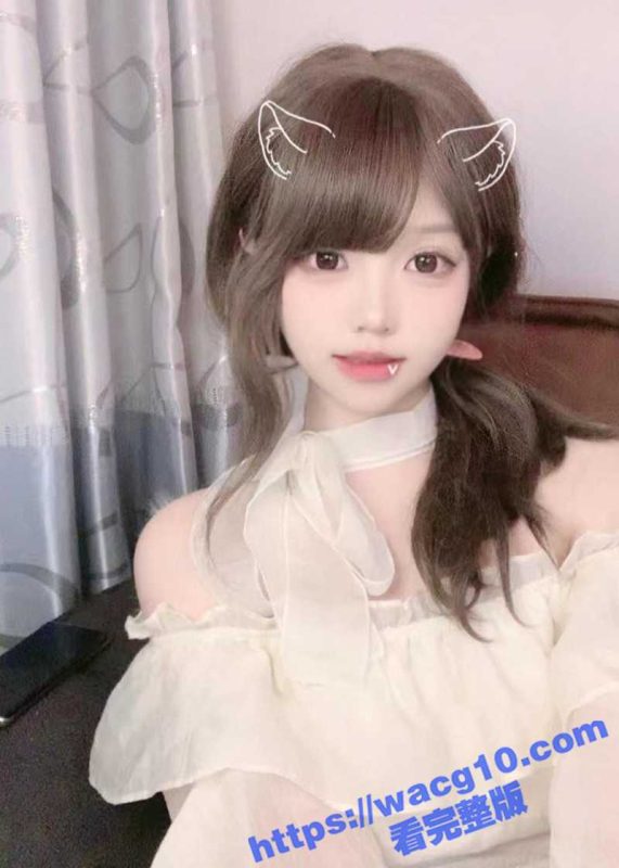 贵州大一学生妹 王译可 被网调 清纯无滤镜极致私密大尺度嫩乳粉穴特写视频曝光！-51吃瓜网