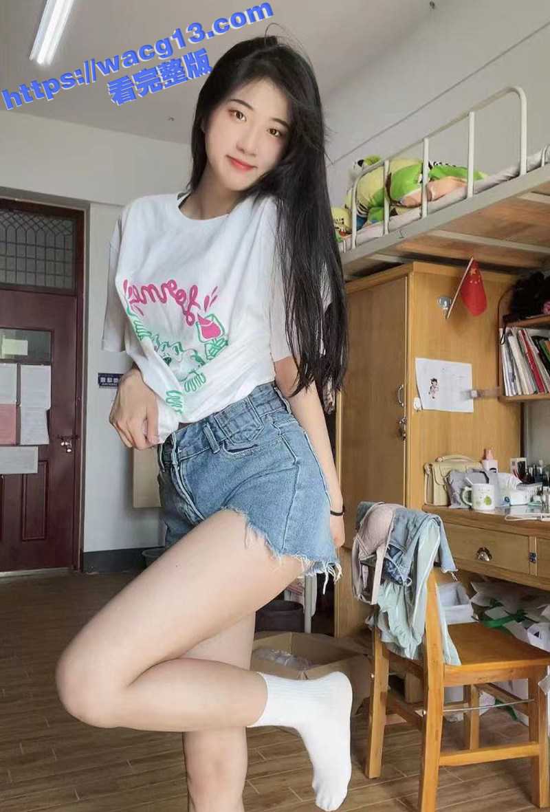 投稿约炮苗条美女学生妹 性感大长腿小蛮腰 青春气息扑面 酒店房间内无套爆插疯狂内射! - 51吃瓜网-51吃瓜网