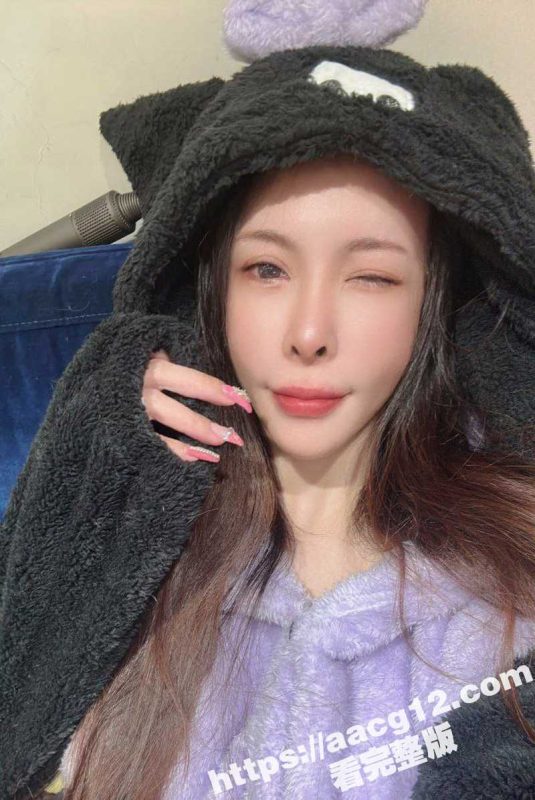 巨乳御姐女神翁雨澄 极品身材网红脸母狗 最新OF视图流出 激情调教口交深喉 捆绑虐待诱人至极-51吃瓜网