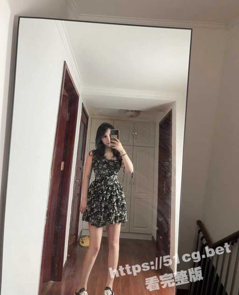 调教大神 重金砸00后小嫩模 视频指挥调教各种骚各种挑逗现场展示技能 故事感极强 超精彩！！ - 51吃瓜网-51吃瓜网