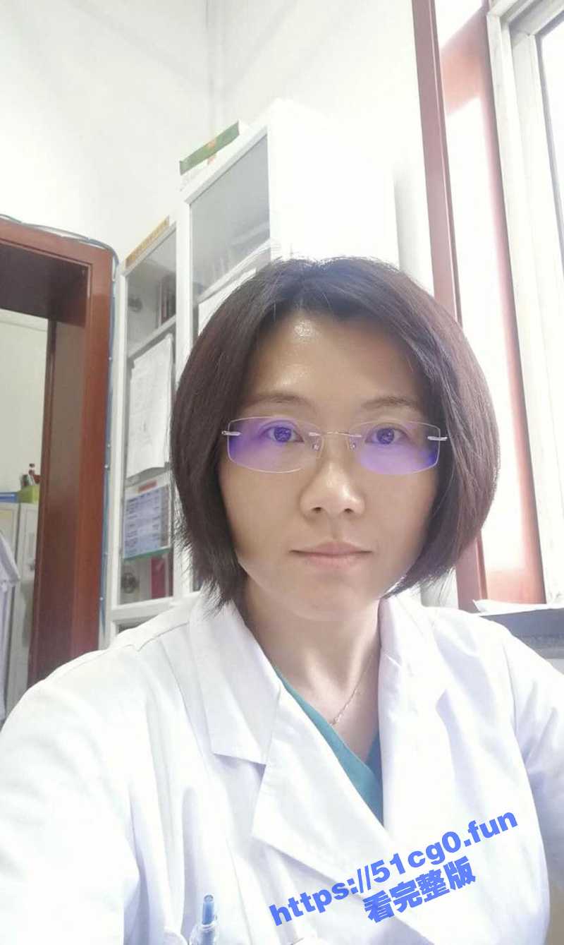 西安交通大学第一附属医院妇产科主任 高秀兰 背着老公出来偷情 7分32秒偷拍影片曝光! - 51吃瓜网-51吃瓜网